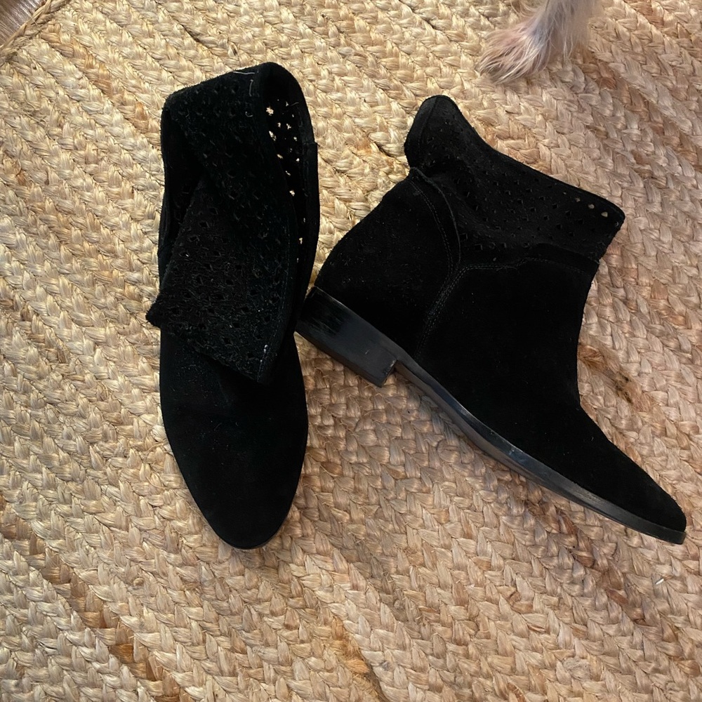 Authentic Michael Kors Sunny Suede Booties - Picture 4 of 4